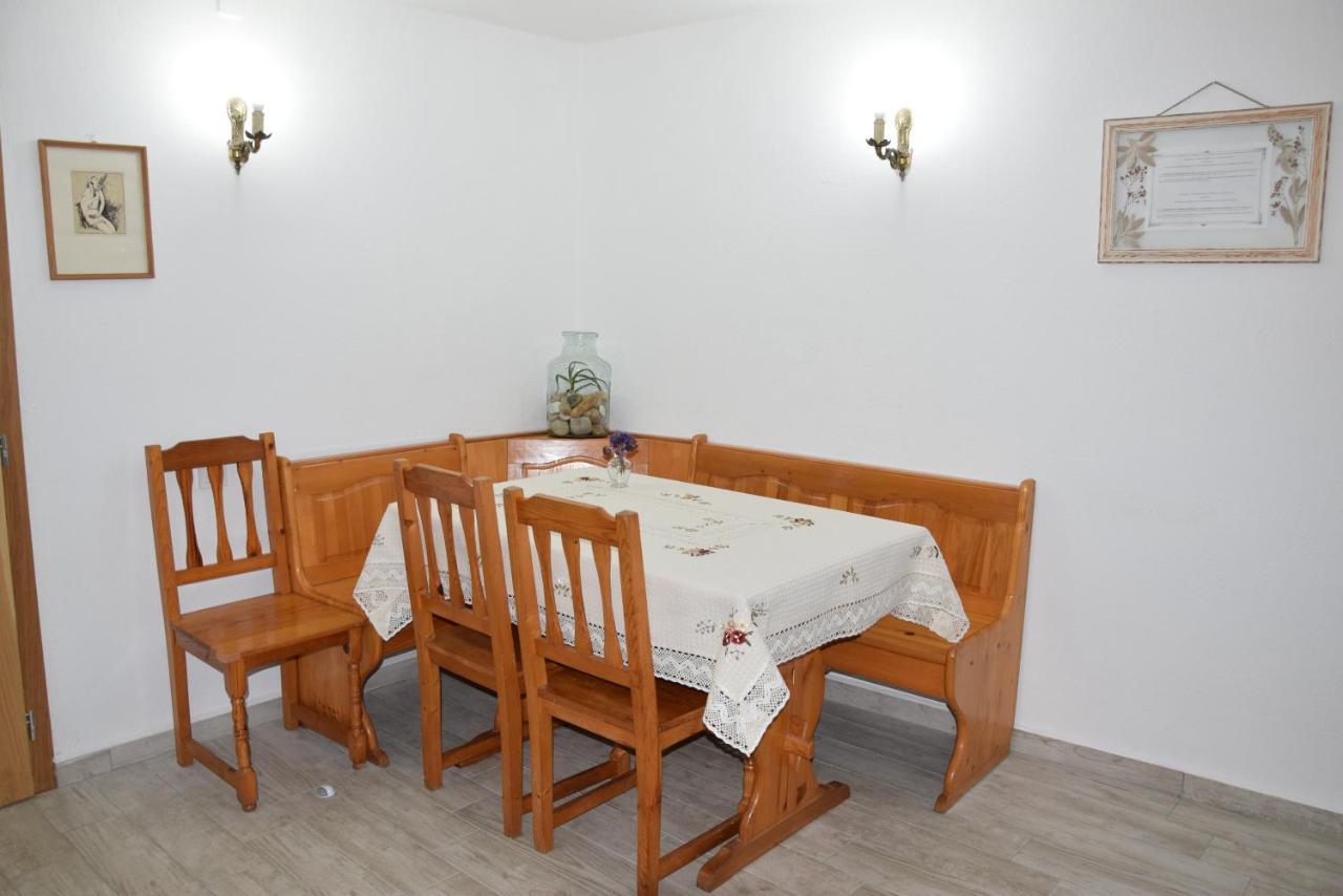 Guest House Astra 阿巴纳西 外观 照片